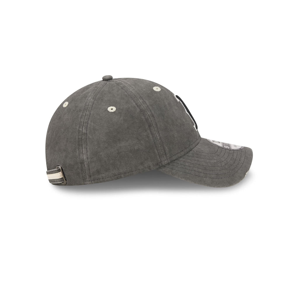 Boston Red Sox Washed Black Cotton 9TWENTY Adjustable Hat
