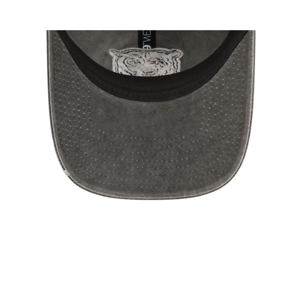 Chicago Bears Washed Black Cotton 9TWENTY Adjustable Hat